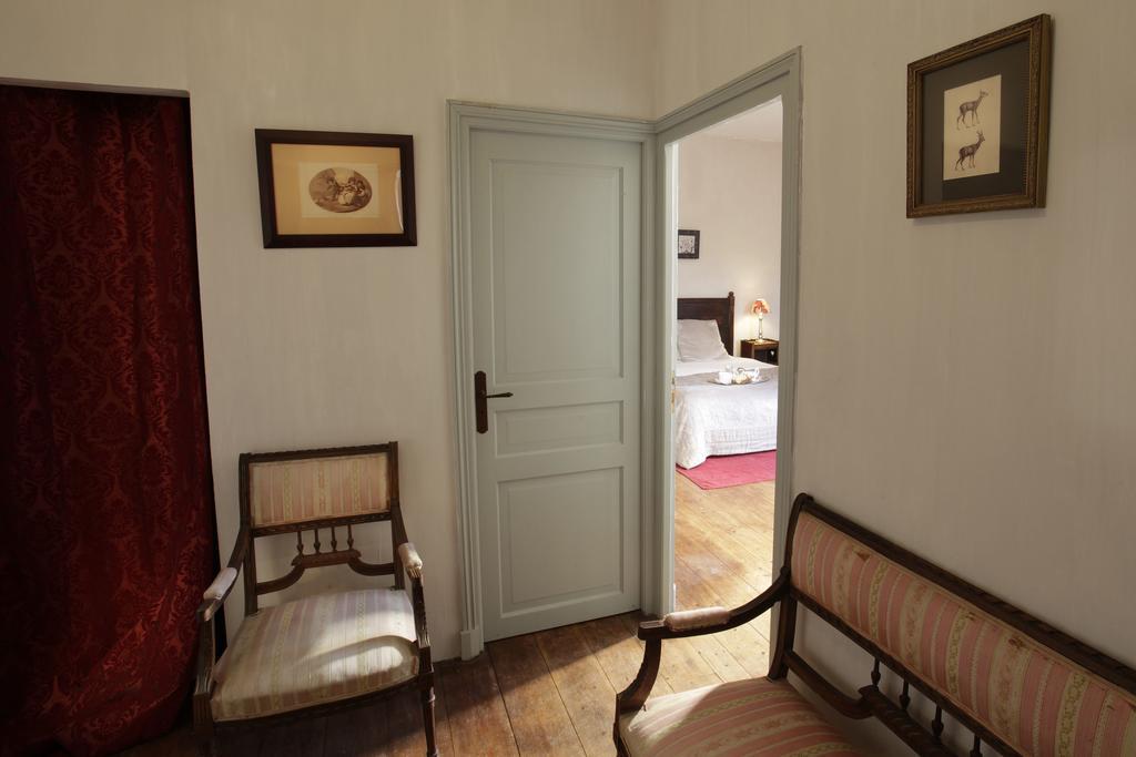 Chambres D'Hotes Logis De L'Astree Saint-Bris-des-Bois Exterior photo